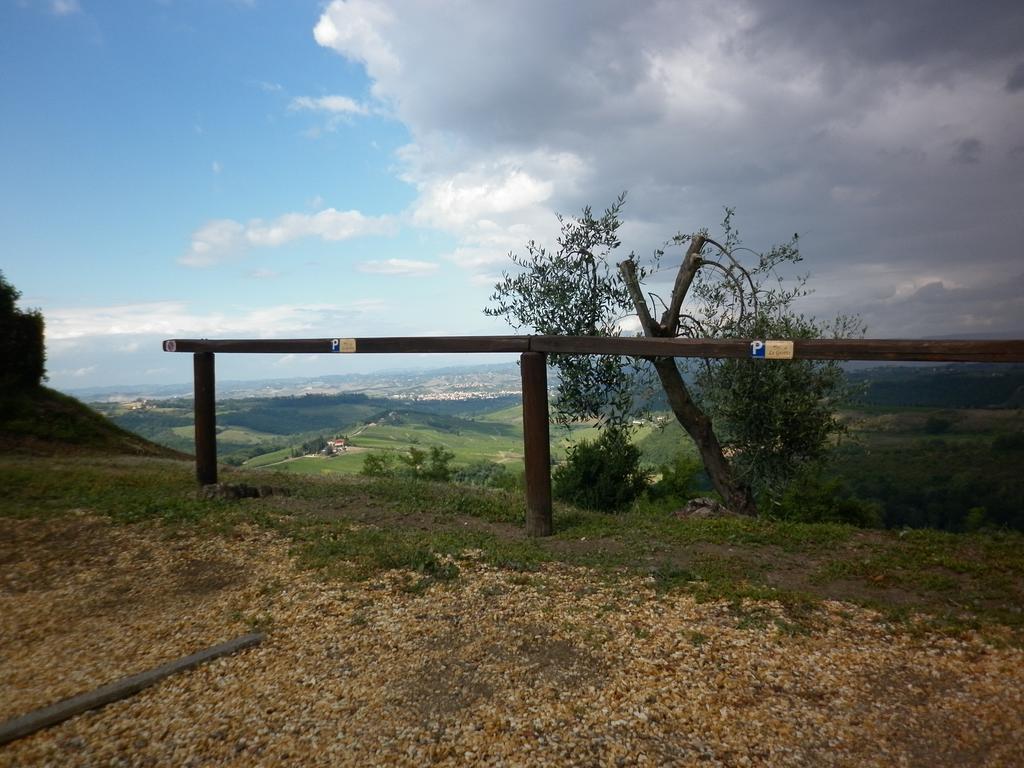 Podere Le Grotte San Gimignano Szoba fotó