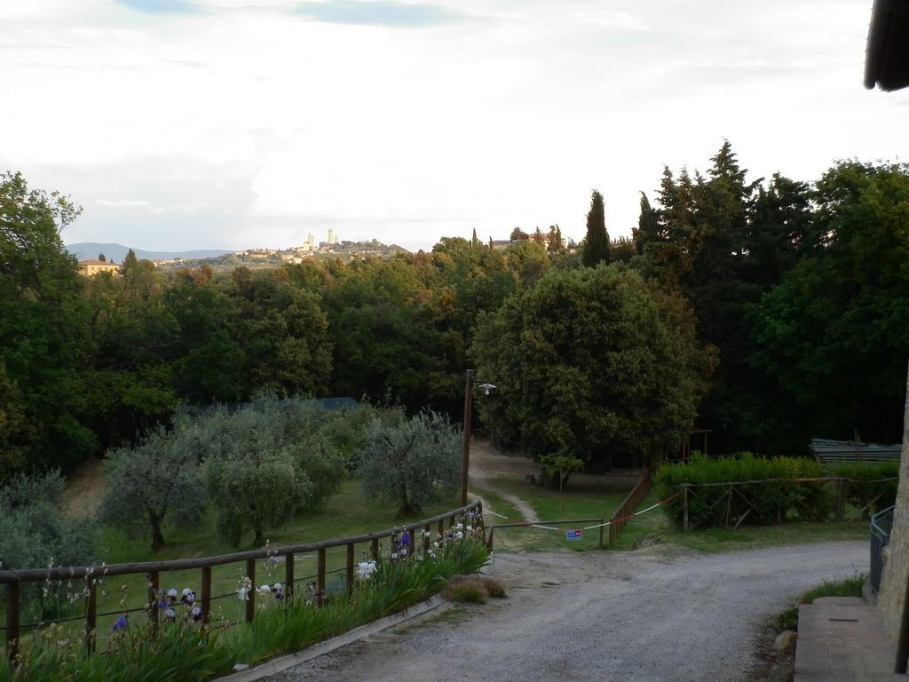 Podere Le Grotte San Gimignano Kültér fotó
